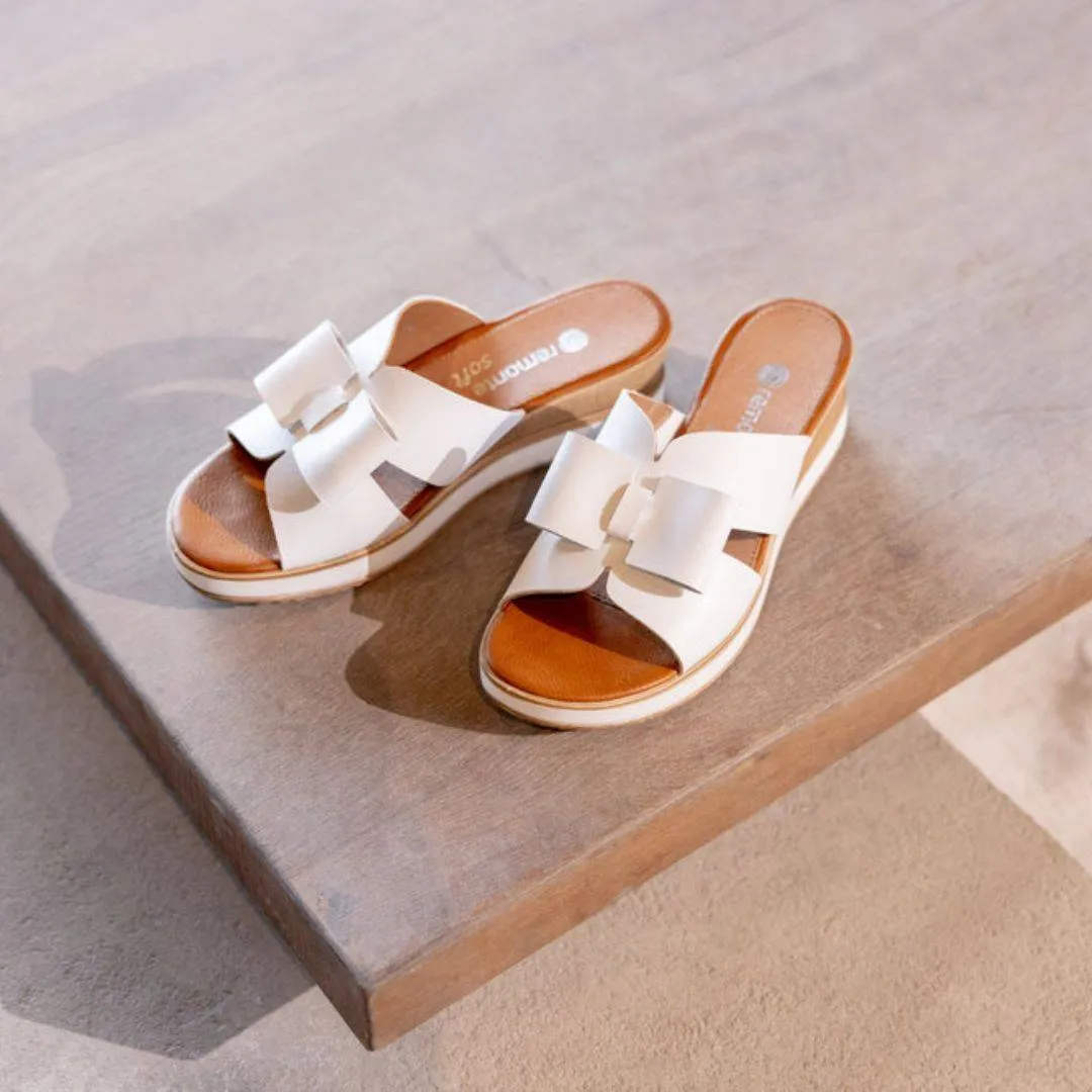 D6456 Platform Wedge