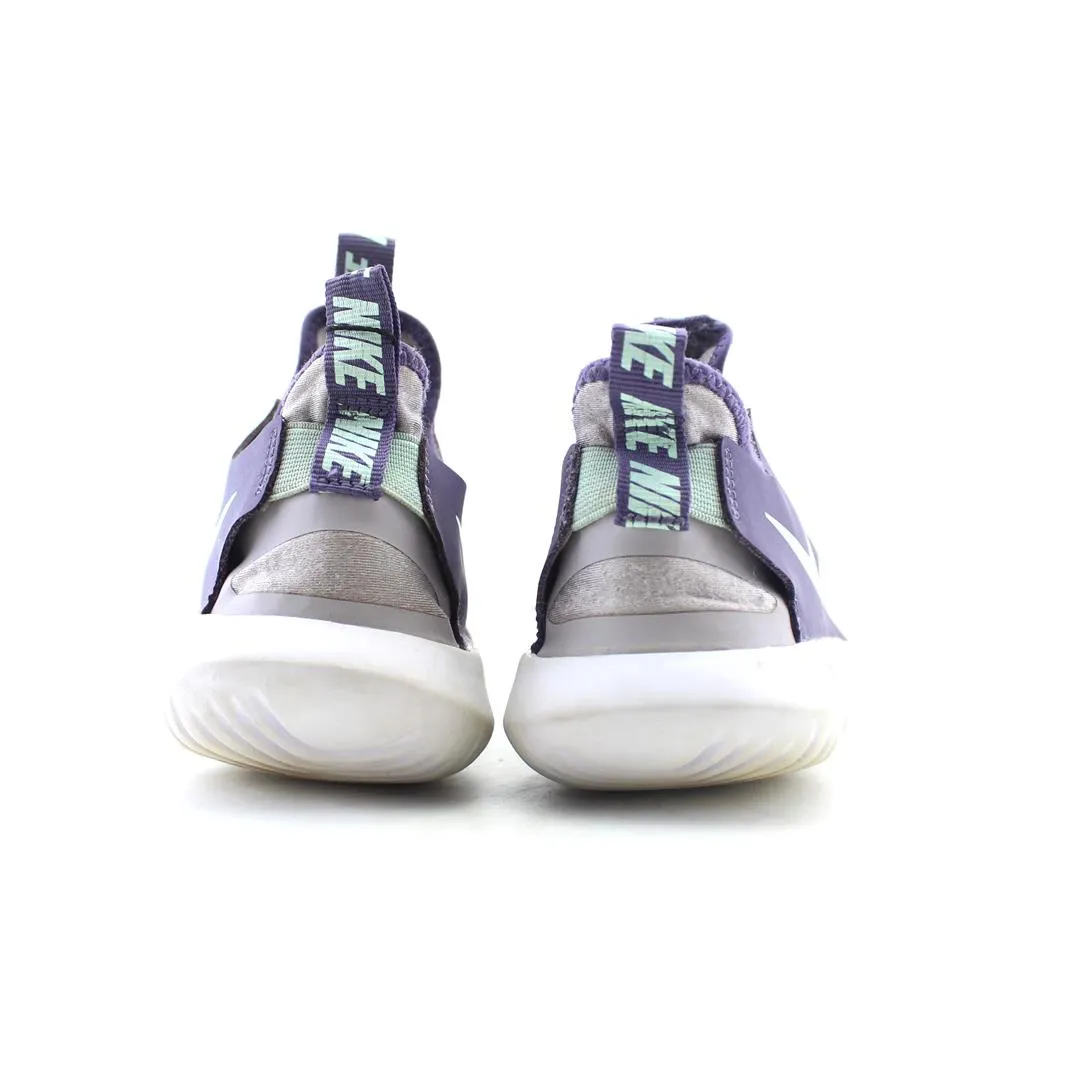 NIKE FLEX LOW-TOP