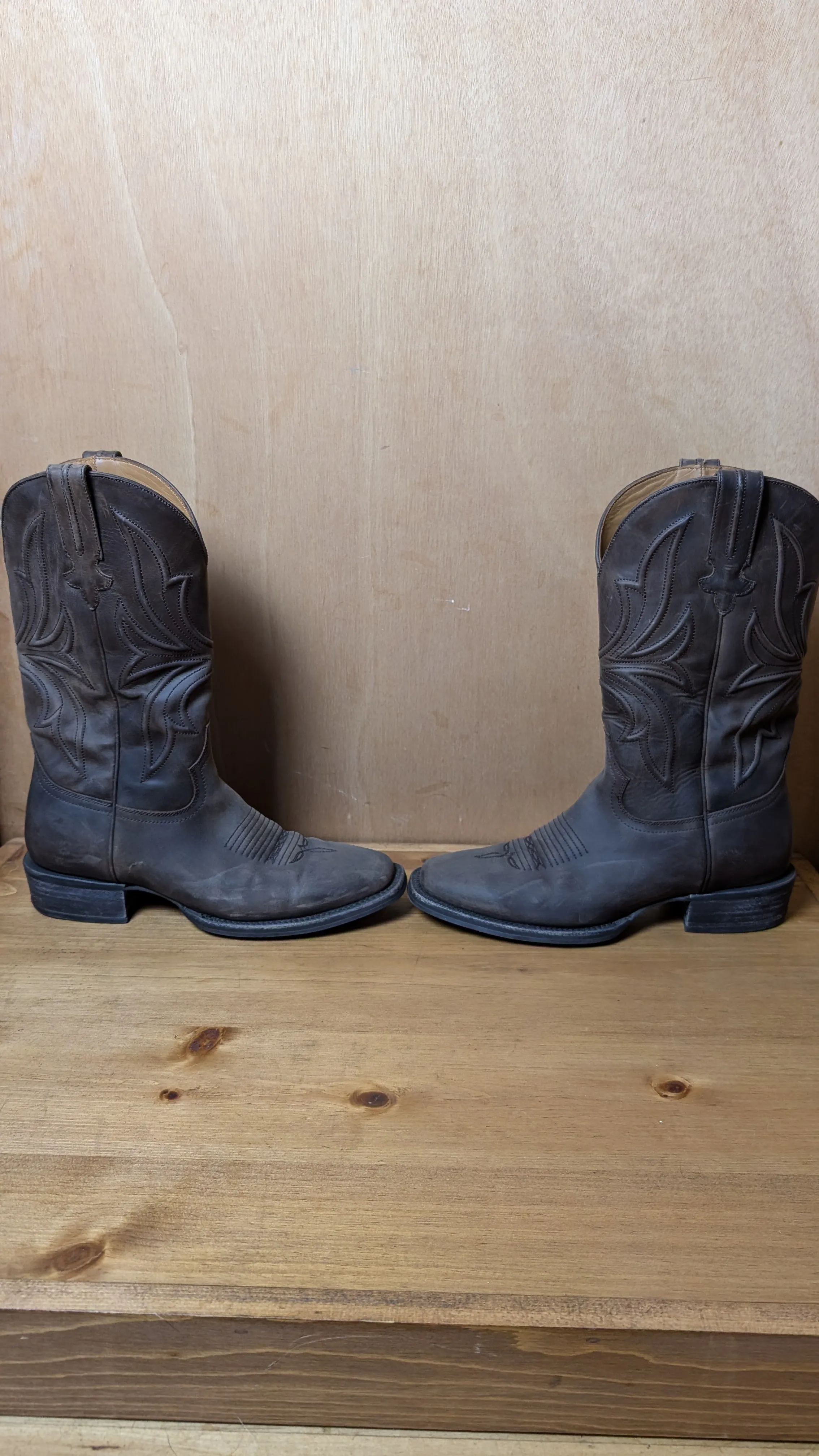 Thursday Desperado mens boots size 11D