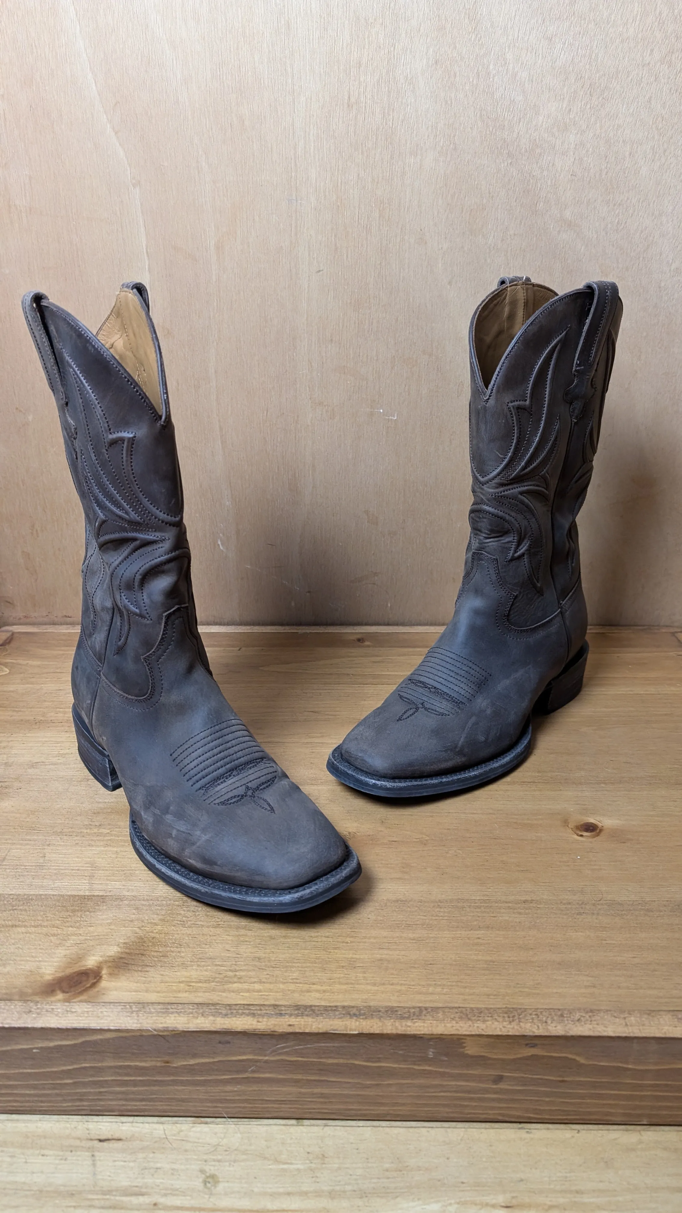 Thursday Desperado mens boots size 11D