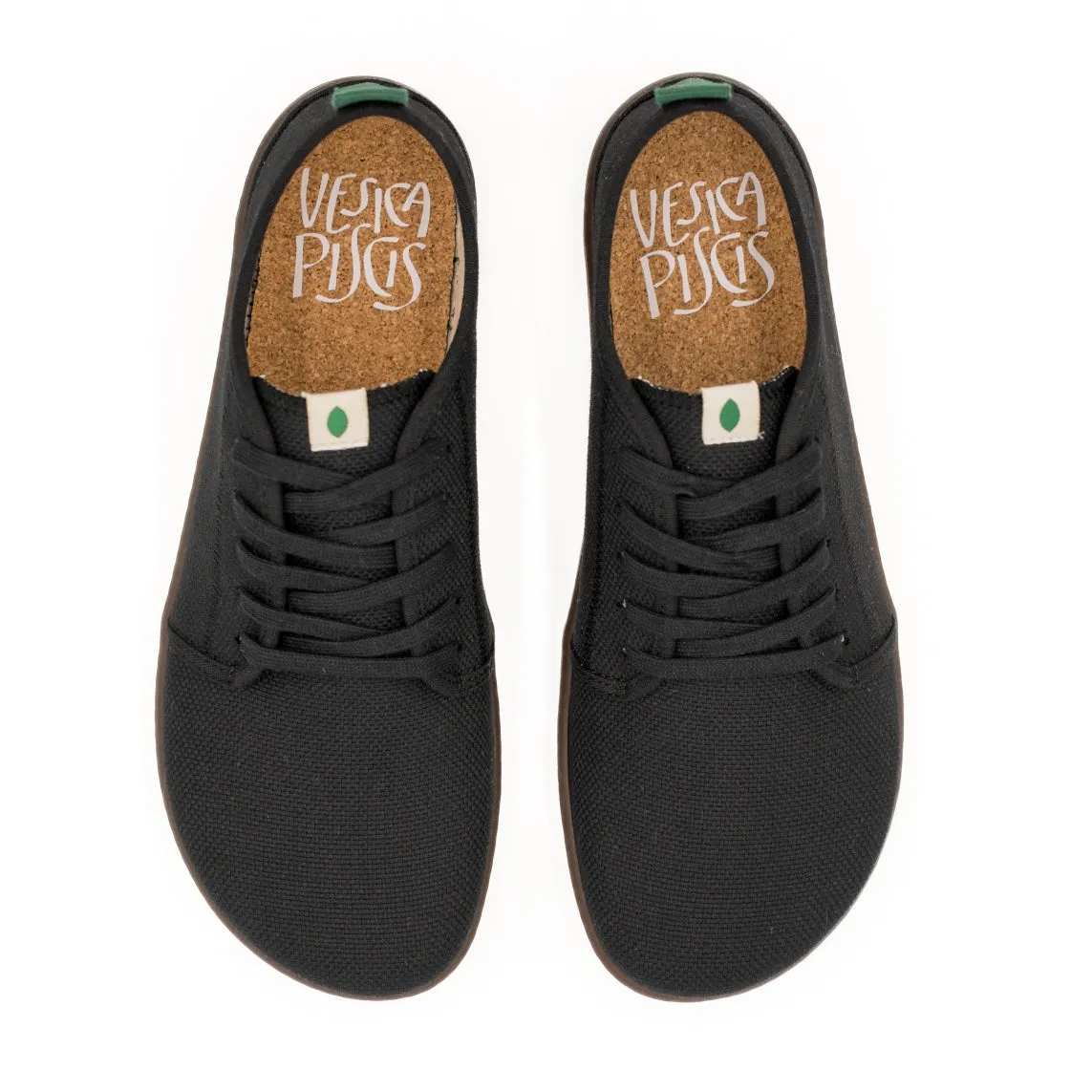 Vegan barefoot black CHA001