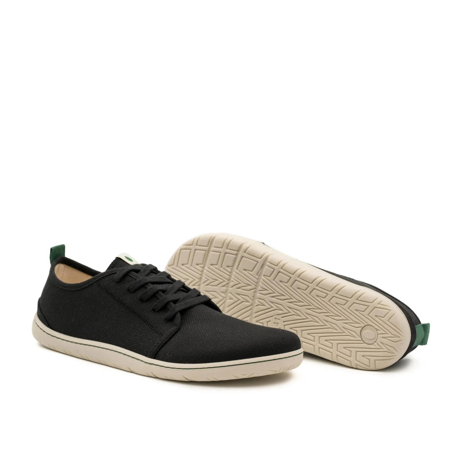 Vegan barefoot black CHA002